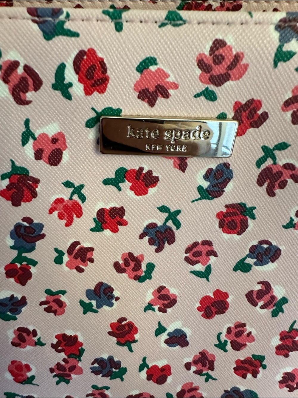 Kate Spade Shore Street Bold Roses tote ๐น - Picture 7 of 9
